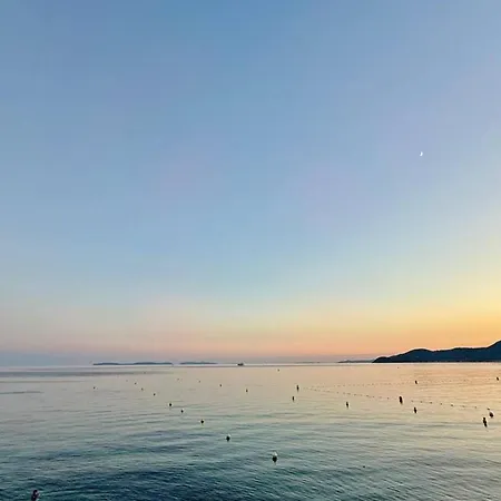 Сasa de vacaciones Mas Neuf De Luxe à 200m De La De Gigaro, 3 Climatisées, Proche St-tropez - Fr-1-726-64