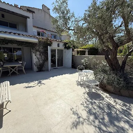 Сasa de vacaciones Mas Neuf De Luxe à 200m De La De Gigaro, 3 Climatisées, Proche St-tropez - Fr-1-726-64 *